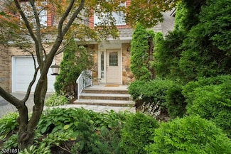 611 Grove St, Clifton, NJ 07013