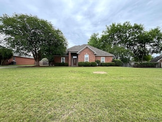 8839 Sturbridge Dr, Montgomery, AL 36116