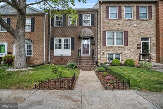 847 Woodlawn Dr, Chambersburg, PA 17201