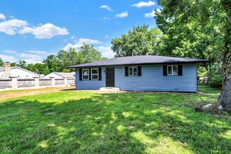 4522 W Runyon Lake Dr, Greenwood, IN 46143