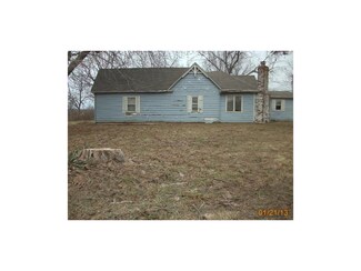 1683 Happy Hollow Rd, Napoleon, MO 64074