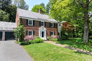 12 Marvin Rd, Wellesley, MA 02482