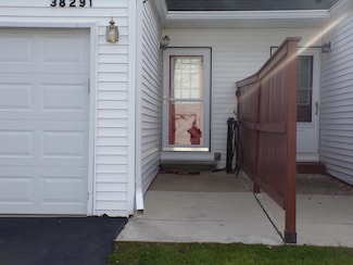 38291 Warner Farms Dr Unit 10, Westland, MI 48185