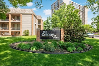 6301 Barrie Rd, Edina, MN 55435