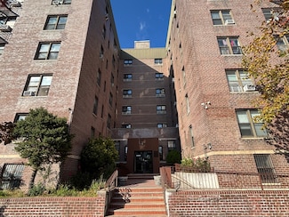 147-37 Roosevelt Ave Unit 2C, Flushing, NY 11354