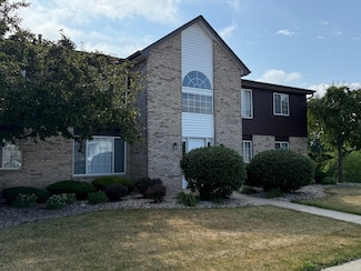 1411 Berta Dr Unit 2N, Crest Hill, IL 60403