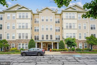 301 High Gables Dr Unit 305, Gaithersburg, MD 20878