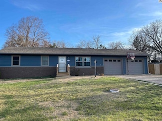 102 Court St, Little River, KS 67457