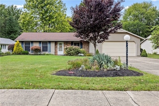 5166 Meadow Moss Ln, North Ridgeville, OH 44039