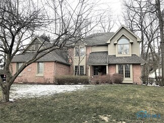 8352 Southampton Dr, Holland, OH 43528