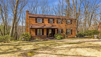 4179 Timberlane Dr, Allison Park, PA 15101