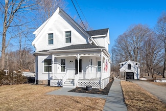 131 Central St, Rockland, MA 02370