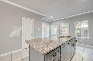 7903 Moon Beam St Unit B, Houston, TX 77088