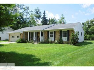 3215 Melody Ln, Lansing, MI 48912