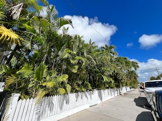 1017 Eaton St, Key West, FL 33040