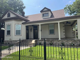 416 S Iberia St, New Iberia, LA 70560