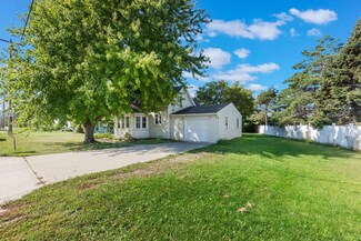 523 Oak Ave N, Maple Lake, MN 55358