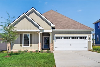 3915 Trinity Woods Rd, Columbia, TN 38401