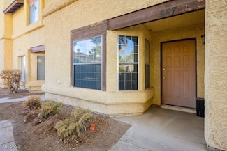 567 Kristin Ln, Henderson, NV 89011
