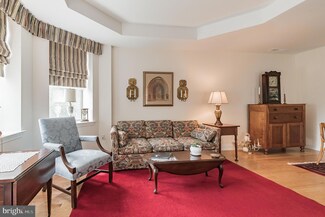 2207 Windrow Dr, Princeton, NJ 08540