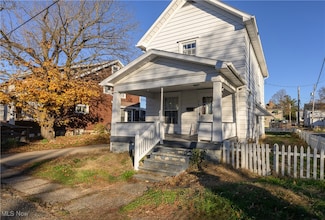 219 5th Dr NW, New Philadelphia, OH 44663