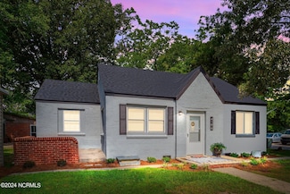 4196 Lee St, Ayden, NC 28513