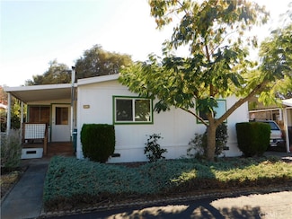 400 Sulphur Bank Dr Unit 135, Clearlake Oaks, CA 95423