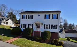 252 Sherwood Rd, Bridgeport, WV 26330