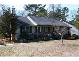 2 Myas Ct, Wareham, MA 02571