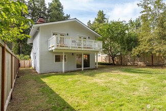 11742 36th Ave NE, Seattle, WA 98125