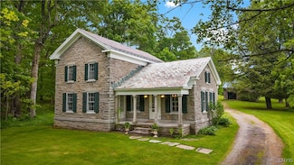 9999 Pierce Rd, Holland Patent, NY 13354
