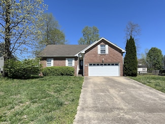 1719 Hazelwood Rd, Clarksville, TN 37042