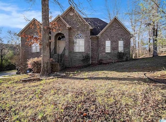 927 Bending Creek Dr, Bessemer, AL 35023