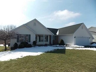 14 Royce Dr, Churchville, NY 14428