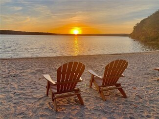 208 Kings Factory Rd, Charlestown, RI 02813