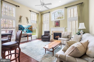 34 Schindler Ct, Lawrence Township, NJ 08648