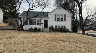 6016 Carpenter Ave, Des Moines, IA 50311