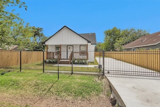 4412 Sayers St, Houston, TX 77026
