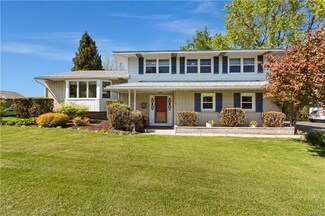 982 Sturgeon Point Rd, Derby, NY 14047
