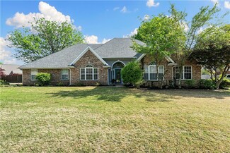 2231 Waverly Ave, Springdale, AR 72762