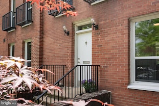 1309 4th St SW Unit TH9, Washington, DC 20024