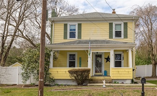 69 Taft St, Coventry, RI 02816