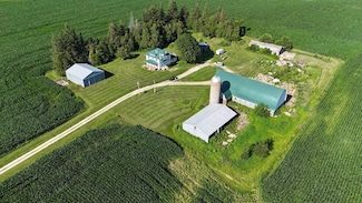 3346 C Ave, Lamont, IA 50650