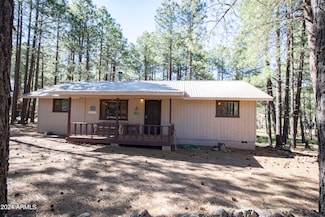 1667 Little Pine Trail, Forest Lakes, AZ 85931