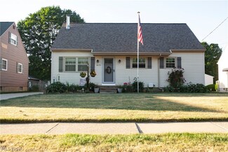 3673 Orchard St, Mogadore, OH 44260