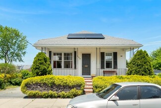 620 Hicks St, Fall River, MA 02724