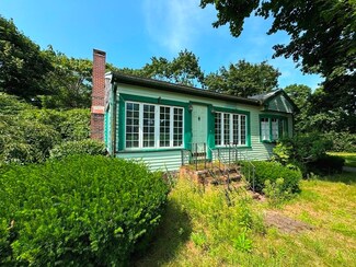 173 Concord St, Rockland, MA 02370