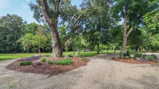 1207 Pine St, Gulfport, MS 39507