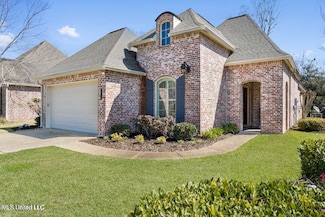 3808 Acadian Village Dr, Ocean Springs, MS 39564