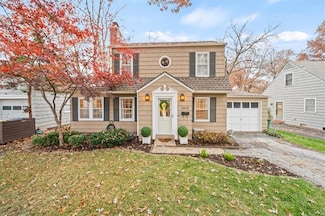 2812 W 49th Terrace, Westwood, KS 66205